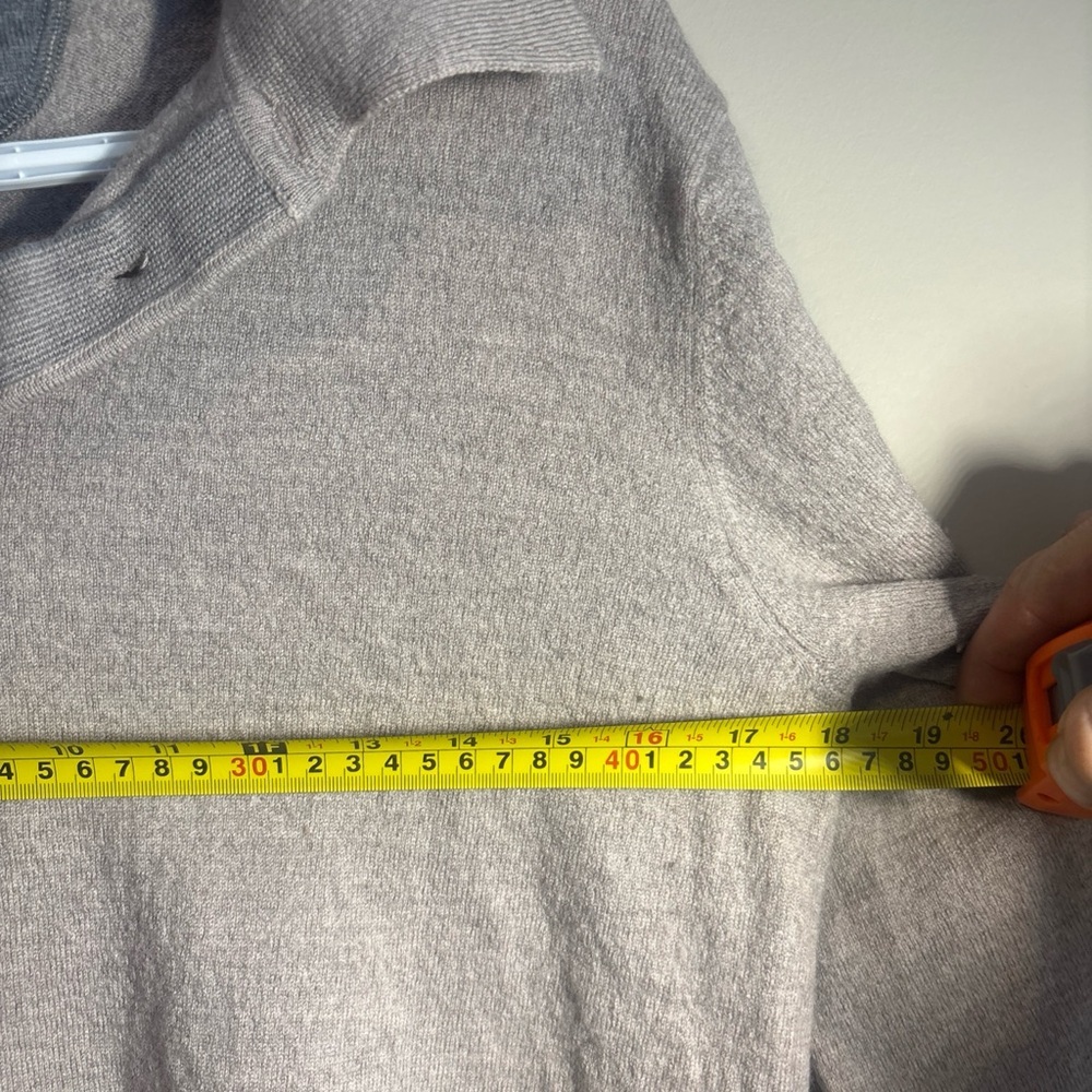 Raffi Grey 100% Extra Fine Merino Wool Bronson Sweater  Size L-M - Picture 4 of 6